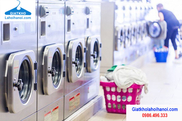 Dịch vụ giặt là đồ da – Bảo vệ quần áo, đồ dùng tối ưu, nâng tầm giá trị đồ da